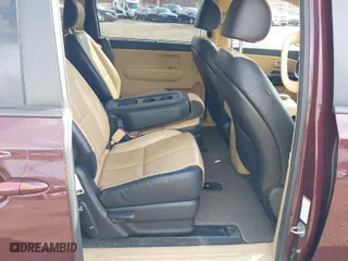 2017 Kia Sedona LX with VIN KNDMB5C16H6328514, listed as a IAAI auction lot 41833571 with 131,617 mi miles. Bid and sale history available at carsss.com. Image 8.