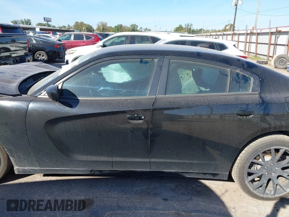 2018 Dodge Charger SXT Plus with VIN 2C3CDXHG0JH234684, listed as a IAAI auction lot 40981415 with Not Provided miles and . Bid and sale history available at DreamBid. Image 15.
