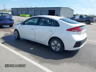 2019 Hyundai Ioniq Blue with VIN KMHC65LCXKU166533, listed as a IAAI auction lot 42090460 with 109,703 mi miles and . Bid and sale history available at DreamBid. Image 3.