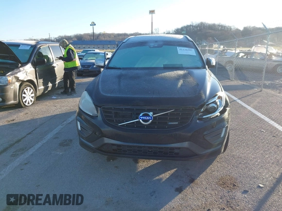 2014 Volvo XC60 R-Design Premier Plus z VIN YV4902DZ4E2537605, wystawiony jako IAAI lot #41126501 z przebiegiem 119 644 mil mil oraz . Historia ofert i sprzedaży dostępna na DreamBid. Obrazek 12.
