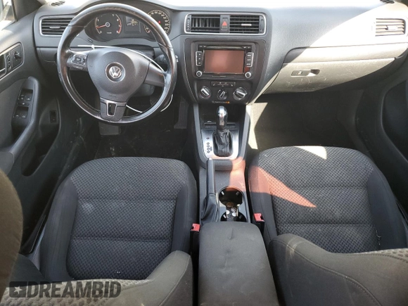 2011 Volkswagen Jetta SE with VIN 3VWDX7AJ7BM371585, listed as a Copart auction lot 48495275 with 198,268 mi miles and Clean title. Bid and sale history available at DreamBid. Image 8.