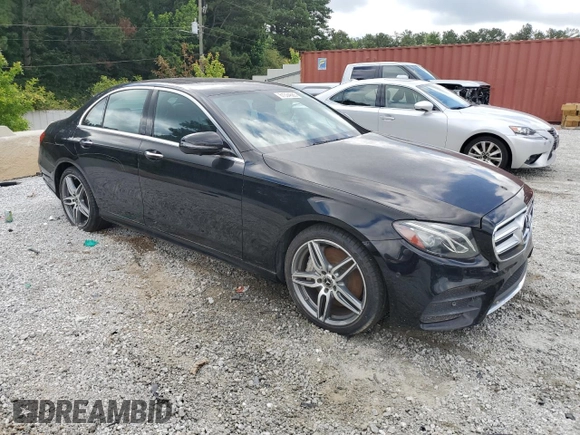 2020 Mercedes-Benz E 350 with VIN WDDZF8DB2LA718282, listed as a Copart auction lot 61334585 with 26,417 mi miles and Clean title. Bid and sale history available at DreamBid. Image 4.