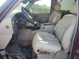 2004 Chevrolet Tahoe LT with VIN 1GNEC13Z04R211429, listed as a Copart auction lot 51847705 with 155,110 mi miles and Salvage Title. Bid and sale history available at carsss.com. Image 7.
