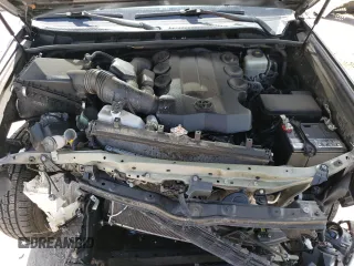 2019 Toyota 4Runner SR5 с VIN JTEBU5JRXK5618760, выставлен на аукционе Copart как лот 56077165 с пробегом 97 399 миль миль и Списание • Salvage title. История ставок и продаж доступна на DreamBid. Изображение 12.