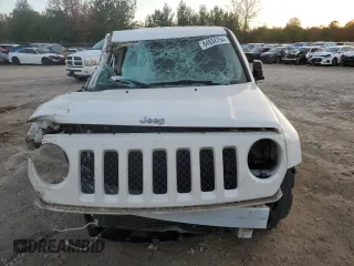 2016 Jeep Patriot Latitude with VIN 1C4NJRFB9GD718469, listed as a Copart auction lot 84938764 with 156,867 mi miles and Salvage Title. Bid and sale history available at carsss.com. Image 5.