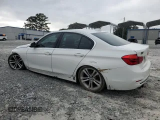 2018 BMW 3 Series 330i z VIN WBA8B9G53JNV00383, wystawiony jako Copart lot #60149505 z przebiegiem 152 711 mil mil oraz Czysty tytuł • Clean title. Historia ofert i sprzedaży dostępna na DreamBid. Obrazek 2.
