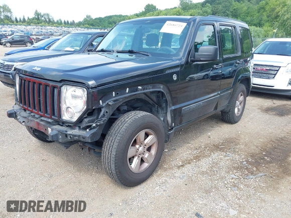 2012 Jeep Liberty Sport z VIN 1C4PJMAK1CW163938, wystawiony jako IAAI lot #42680723 z przebiegiem 138 238 mil mil oraz . Historia ofert i sprzedaży dostępna na DreamBid. Obrazek 2.