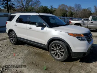 2015 Ford Explorer XLT with VIN 1FM5K8D8XFGB46061, listed as a Copart auction lot 51047835 with 118,885 mi miles and Salvage Title. Bid and sale history available at DreamBid. Image 4.