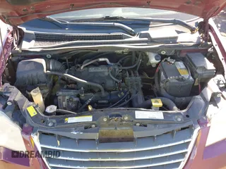 2008 Chrysler Town & Country Touring with VIN 2A8HR54P48R832030, listed as a IAAI auction lot 42196711 with 216,742 mi miles and . Bid and sale history available at carsss.com. Image 10.