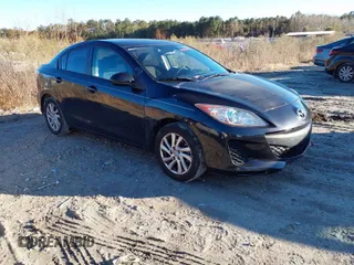 2012 Mazda 3 i Touring with VIN JM1BL1V74C1688756, listed as a IAAI auction lot 41421015 with 132,886 mi miles. Bid and sale history available at carsss.com. Image 1.