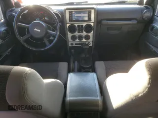 2007 Jeep Wrangler X with VIN 1J4GA391X7L157532, listed as a Copart auction lot 62628075 with 193,568 mi miles and Non repairable. Bid and sale history available at DreamBid. Image 8.