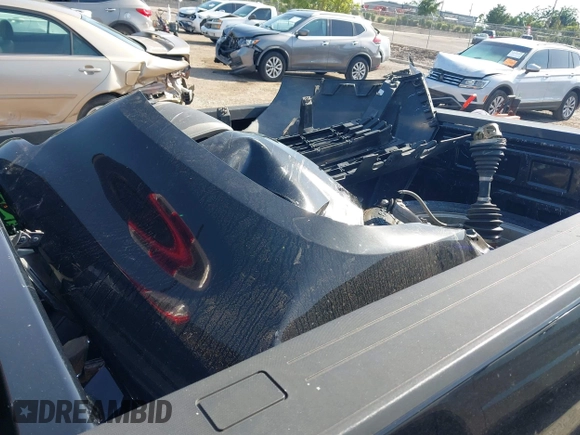 2018 Chevrolet Colorado 4WD LT z VIN 1GCGTCEN0J1265248, wystawiony jako IAAI lot #42247568 z przebiegiem 74 863 mil mil oraz . Historia ofert i sprzedaży dostępna na DreamBid. Obrazek 12.