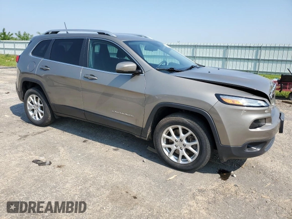 2017 Jeep Cherokee Latitude z VIN 1C4PJMCS0HW606505, wystawiony jako Copart lot #59807475 z przebiegiem 83 035 mil mil oraz Czysty tytuł • Clean title. Historia ofert i sprzedaży dostępna na DreamBid. Obrazek 4.