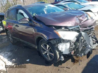 2016 Toyota RAV4 XLE с VIN 2T3RFREV2GW523265, выставлен на аукционе IAAI как лот 41332754 с пробегом 107 072 миль миль и . История ставок и продаж доступна на DreamBid. Изображение 1.