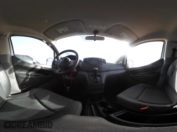 2015 Nissan NV200 SV with VIN 3N6CM0KN4FK715632, listed as a IAAI auction lot 41794500 with 156,495 mi miles. Bid and sale history available at carsss.com. Image 18.