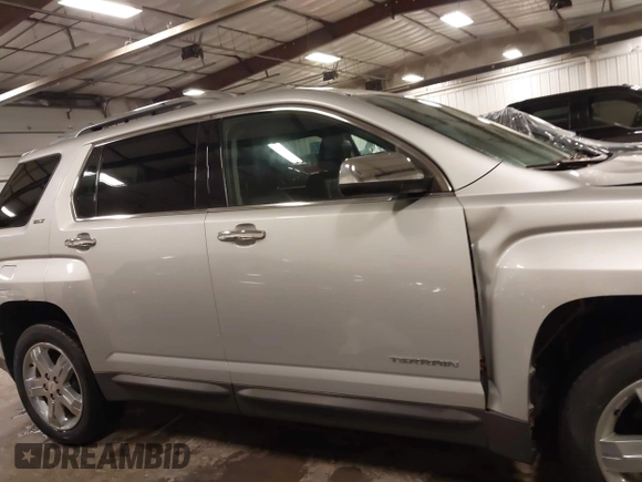 2011 GMC Terrain SLT-2 with VIN 2CTALWEC0B6450568, listed as a IAAI auction lot 41922964 with 181,378 mi miles and . Bid and sale history available at carsss.com. Image 14.