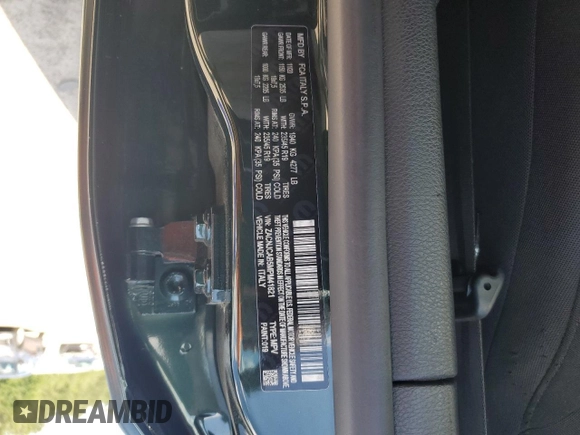 2021 Jeep Renegade Jeepster with VIN ZACNJCAB5MPM41821, listed as a Copart auction lot 55664685 with 34,194 mi miles and Salvage title. Bid and sale history available at DreamBid. Image 13.