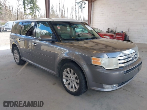 2009 Ford Flex SEL with VIN 2FMEK62C09BA50317, listed as a IAAI auction lot 41819275 with 171,813 mi miles. Bid and sale history available at carsss.com. Image 1.