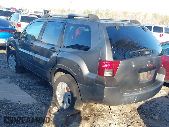 2005 Mitsubishi Endeavor LS with VIN 4A4MM21S15E074337, listed as a IAAI auction lot 41411760 with 194,542 mi miles. Bid and sale history available at carsss.com. Image 3.