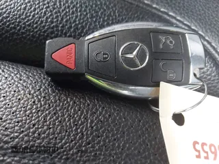 2018 Mercedes-Benz GLS 450 z VIN 4JGDF6EE5JB106257, wystawiony jako IAAI lot #42187413 z przebiegiem 104 217 mil mil oraz . Historia ofert i sprzedaży dostępna na DreamBid. Obrazek 11.