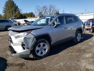 2020 Toyota RAV4 XLE with VIN 2T3P1RFV9LC075283, listed as a Copart auction lot 45487005 with 45,737 mi miles and Salvage Title. Bid and sale history available at carsss.com. Image 1.