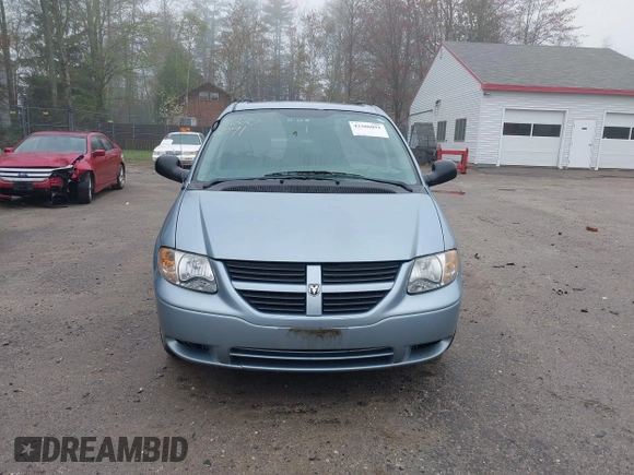 2006 Dodge Caravan SXT with VIN 1D4GP45R96B662880, listed as a IAAI auction lot 42206091 with 168,265 mi miles and . Bid and sale history available at carsss.com. Image 13.
