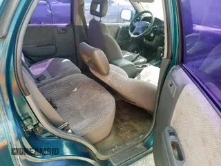 1999 Isuzu Rodeo S с VIN 4S2CK58W6X4366887, выставлен на аукционе Copart как лот 47527309 с пробегом 177 199 миль миль и Списание • Salvage title. История ставок и продаж доступна на DreamBid. Изображение 6.
