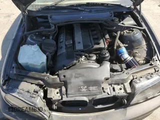 2001 BMW 3 Series 325Ci with VIN WBABN33401JW56413, listed as a Copart auction lot 73610734 with 187,259 mi miles and Salvage Title. Bid and sale history available at carsss.com. Image 11.
