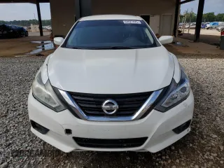 2017 Nissan Altima SV with VIN 1N4AL3AP4HC281471, listed as a Copart auction lot 64627475 with 153,933 mi miles and Clean title. Bid and sale history available at DreamBid. Image 5.