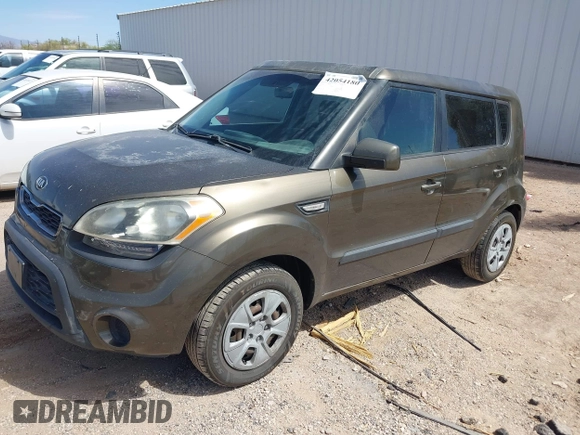 2013 Kia Soul with VIN KNDJT2A52D7549343, listed as a IAAI auction lot 42054180 with 124,457 mi miles and . Bid and sale history available at DreamBid. Image 2.