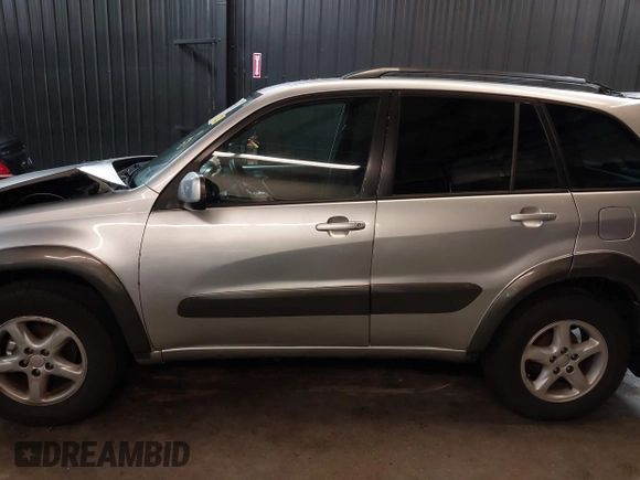 2001 Toyota RAV4 with VIN JTEHH20V410059276, listed as a IAAI auction lot 42473915 with 145,627 mi miles and . Bid and sale history available at DreamBid. Image 15.