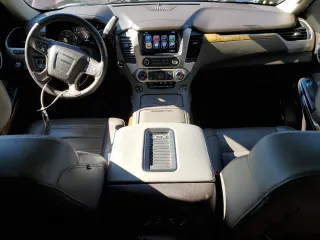 2017 GMC Yukon Denali with VIN 1GKS2CKJ5HR229277, listed as a Copart auction lot 87868105 with 95,714 mi miles and Salvage Title. Bid and sale history available at carsss.com. Image 8.