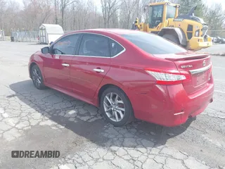 2014 Nissan Sentra SV z VIN 3N1AB7AP6EL645171, wystawiony jako IAAI lot #41963853 z przebiegiem 142 563 mil mil oraz . Historia ofert i sprzedaży dostępna na DreamBid. Obrazek 3.