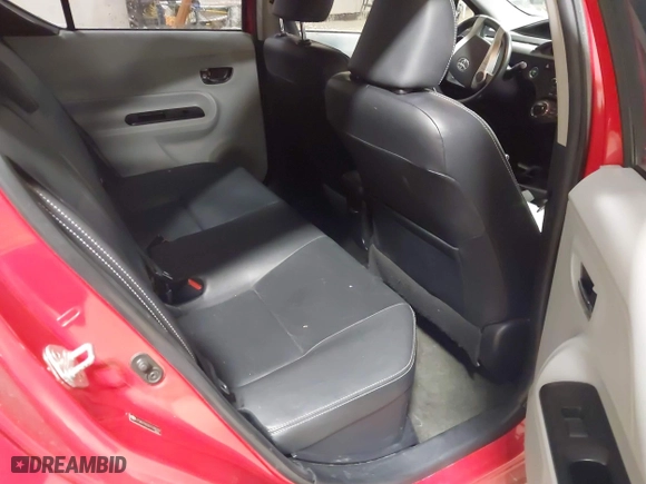 2013 Toyota Prius c One with VIN JTDKDTB32D1038030, listed as a IAAI auction lot 41568174 with 1 mi miles. Bid and sale history available at carsss.com. Image 8.