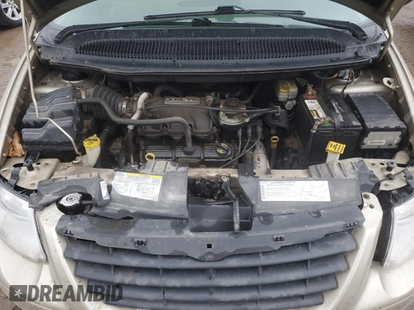 2006 Chrysler Town & Country LWB Touring with VIN 2A4GP54L76R799571, listed as a Copart auction lot 82103314 with 199,113 mi miles and Clean Title. Bid and sale history available at carsss.com. Image 12.