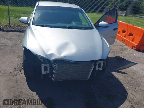 2017 Hyundai Elantra SE with VIN 5NPD74LF4HH196401, listed as a IAAI auction lot 42033328 with 119,747 mi miles and . Bid and sale history available at DreamBid. Image 6.