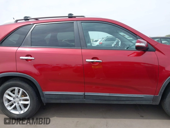 2015 Kia Sorento LX with VIN 5XYKT4A62FG618479, listed as a IAAI auction lot 41934079 with 107,747 mi miles. Bid and sale history available at carsss.com. Image 13.