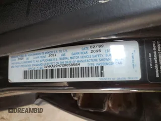 1999 Volkswagen Jetta GL z VIN 3VWRA29M7XM058584, wystawiony jako Copart lot #83714754 z przebiegiem 398 647 mil mil oraz Szkoda całkowita • Salvage title. Historia ofert i sprzedaży dostępna na DreamBid. Obrazek 12.