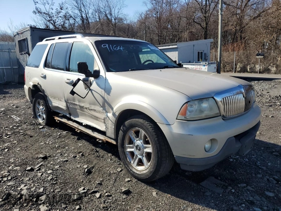 2005 Lincoln Aviator with VIN 5LMEU88H65ZJ29164, listed as a Copart auction lot 48193245 with 142,988 mi miles and Salvage title. Bid and sale history available at DreamBid. Image 4.