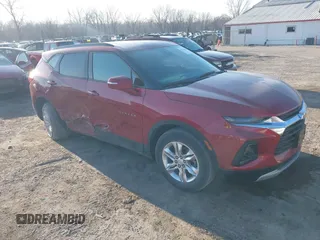 2021 Chevrolet Blazer LT с VIN 3GNKBHRS3MS574622, выставлен на аукционе IAAI как лот 41756894 с пробегом 75 626 миль миль и . История ставок и продаж доступна на DreamBid. Изображение 1.