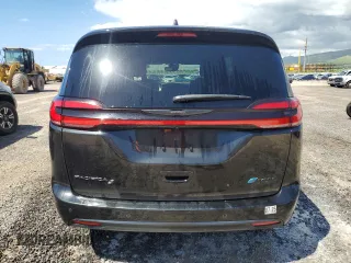 2022 Chrysler Pacifica Hybrid Limited z VIN 2C4RC1S74NR134649, wystawiony jako Copart lot #46552805 z przebiegiem 35 327 mil mil oraz Czysty tytuł • Clean title. Historia ofert i sprzedaży dostępna na DreamBid. Obrazek 6.