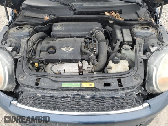 2011 MINI Hardtop S with VIN WMWSV3C55BTY10340, listed as a Copart auction lot 88598945 with Not Provided miles and Salvage Title. Bid and sale history available at DreamBid. Image 13.