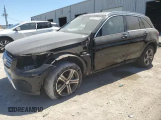 2017 Mercedes-Benz GLC with VIN WDC0G4JB1HF142539, listed as a Copart auction lot 49621715 with 0 mi miles and Salvage Title. Bid and sale history available at carsss.com. Image 1.