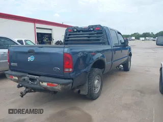 2006 Ford F-250 XL z VIN 1FTSW21P16ED82243, wystawiony jako IAAI lot #42674637 z przebiegiem 153 467 mil mil oraz . Historia ofert i sprzedaży dostępna na DreamBid. Obrazek 4.