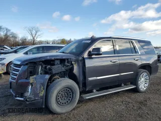 2015 Cadillac Escalade Platinum z VIN 1GYS4PKJ9FR643540, wystawiony jako Copart lot #80931014 z przebiegiem 156 820 mil mil oraz Szkoda całkowita • Salvage title. Historia ofert i sprzedaży dostępna na DreamBid. Obrazek 1.