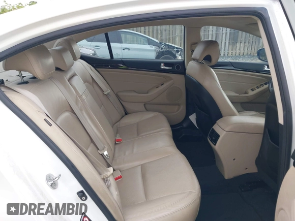 2014 Kia Cadenza Premium with VIN KNALN4D74E5132134, listed as a IAAI auction lot 42245085 with 332,613 mi miles and . Bid and sale history available at DreamBid. Image 8.
