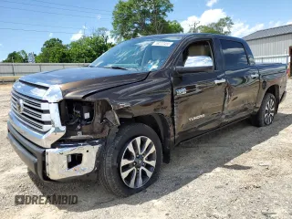 2018 Toyota Tundra SR5 z VIN 5TFHW5F17JX690045, wystawiony jako Copart lot #58222455 z przebiegiem 29 988 mil mil oraz Szkoda całkowita • Salvage title. Historia ofert i sprzedaży dostępna na DreamBid. Obrazek 1.