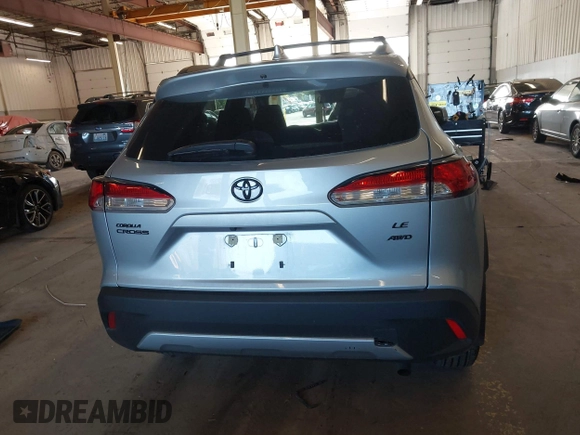 2024 Toyota Corolla Cross LE z VIN 7MUCAABG8RV079508, wystawiony jako IAAI lot #42046345 z przebiegiem 18 873 mil mil oraz . Historia ofert i sprzedaży dostępna na DreamBid. Obrazek 16.