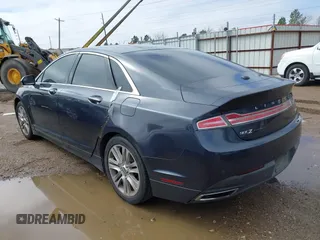 2014 Lincoln MKZ with VIN 3LN6L2G90ER829154, listed as a IAAI auction lot 41653378 with 199,363 mi miles. Bid and sale history available at carsss.com. Image 3.