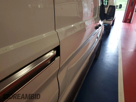 2015 Ford Transit Cargo с VIN 1FTNE1YM5FKB01049, выставлен на аукционе IAAI как лот 42844537 с пробегом 260 686 миль миль и . История ставок и продаж доступна на DreamBid. Изображение 21.